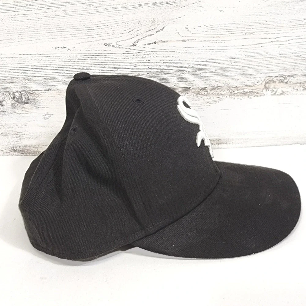 New Era Chicago White Sox Hat Mens 7 1/2 Black MLB 59FIFTY Fitted‎ On-Field Cap